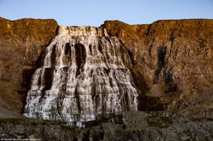 Dynjandi al tramonto